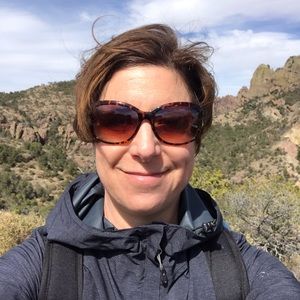 Meet your Posher, Stacy